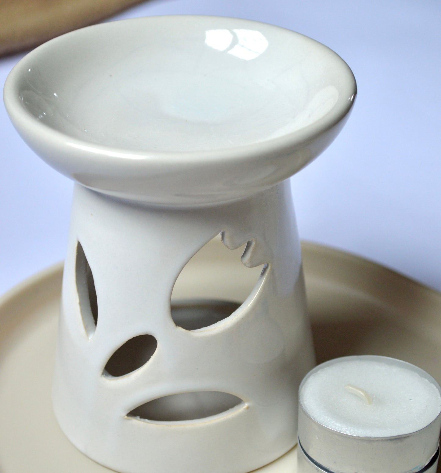 Ceramic aroma lamp